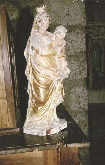 Statue : Vierge à l'Enfant