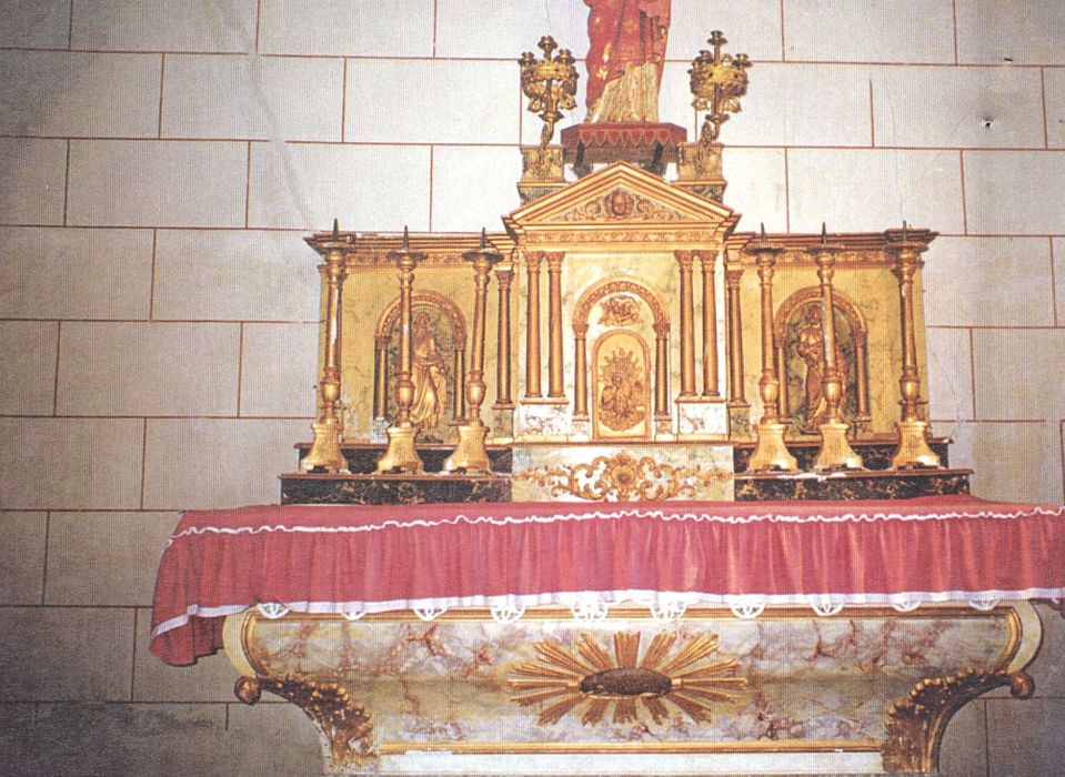 autel, tabernacle à ailes, dais d'exposition (photocopie numérisée) - © Ministère de la Culture (France), Médiathèque du patrimoine et de la photographie, diffusion RMN-GP