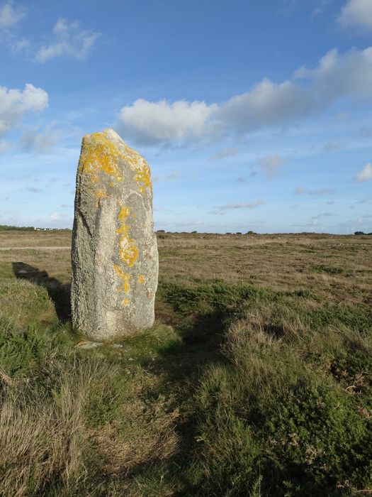 Menhir de la pointe d'Er-Limouzen