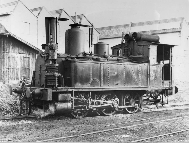 locomotive à vapeur, à voie normale, dite Le Progrès, 42 030 T 3, vue d'ensemble - © Ministère de la Culture (France), Médiathèque du patrimoine et de la photographie (objets mobiliers), tous droits réservés