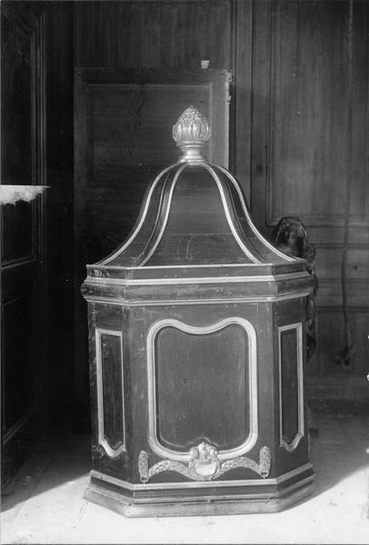 chaire à prêcher, détail de cuve - © Ministère de la Culture (France), Médiathèque du patrimoine et de la photographie (objets mobiliers), tous droits réservés