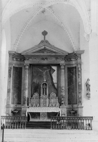 autel, tabernacle, exposition, retable (maître-autel, autel tombeau) - © Ministère de la Culture (France), Médiathèque du patrimoine et de la photographie (objets mobiliers), tous droits réservés