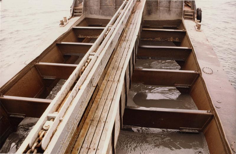 bateau drague, TD6 - © Ministère de la Culture (France), Médiathèque du patrimoine et de la photographie (objets mobiliers), tous droits réservés