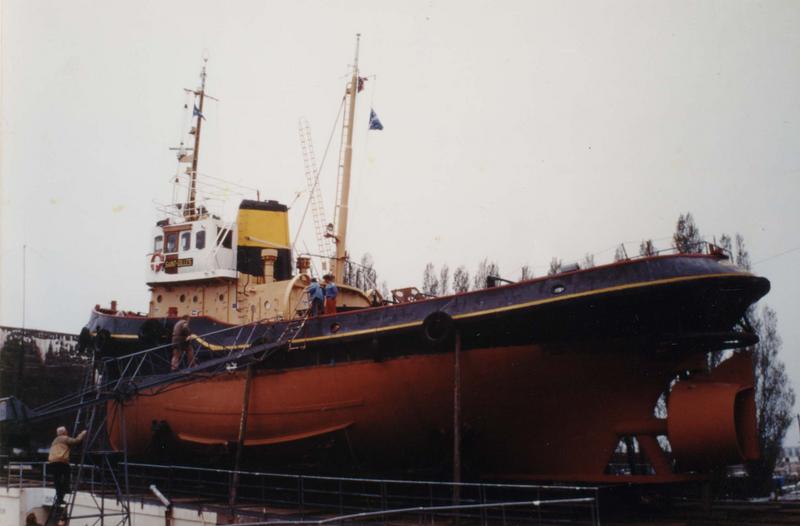 bateau remorqueur (remorqueur portuaire et de haute mer) dit Le Saint Gilles - © Ministère de la Culture (France), Médiathèque du patrimoine et de la photographie (objets mobiliers), tous droits réservés