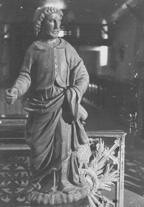 statue : Un saint ou apôtre