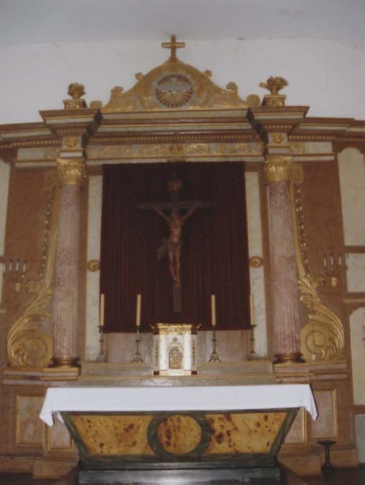 maître-autel avec ses gradins et estrade, tabernacle, retable et tableau : L'Immaculée Conception
