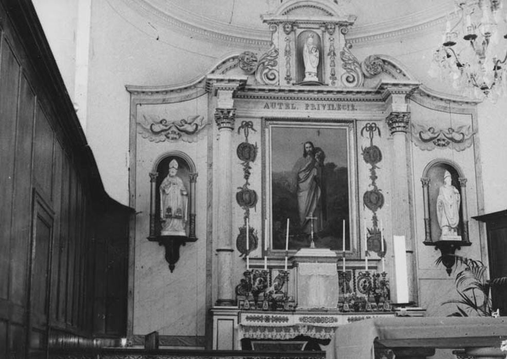 maître-autel, tabernacle, retable et lambris de revêtement (boiseries)
