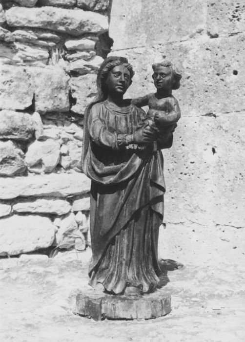 statue (Vierge à l'Enfant) : Vierge à l'Enfant