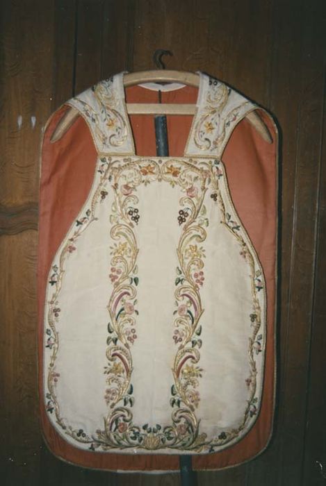 chasuble recto - © Ministère de la Culture (France), Médiathèque du patrimoine et de la photographie, diffusion GrandPalaisRmn Photo