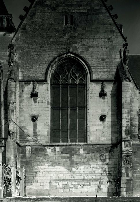 façade latérale sud, vue partielle