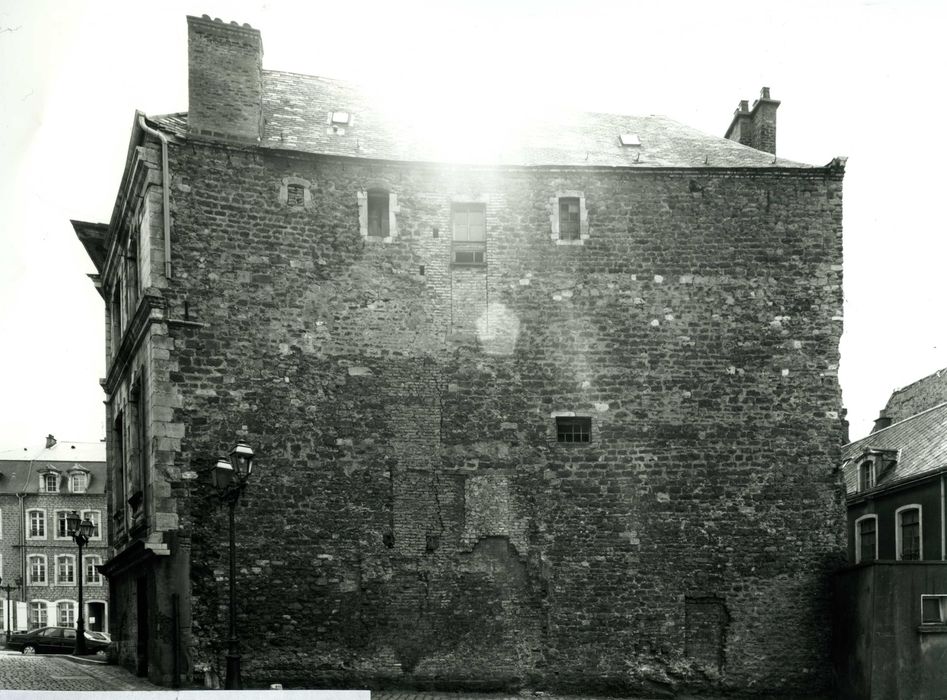 façade postérieure, vue générale