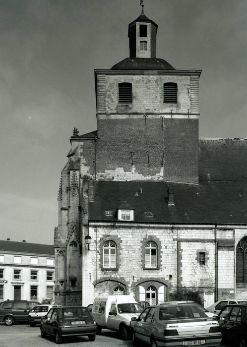 façade latérale sud, vue partielle