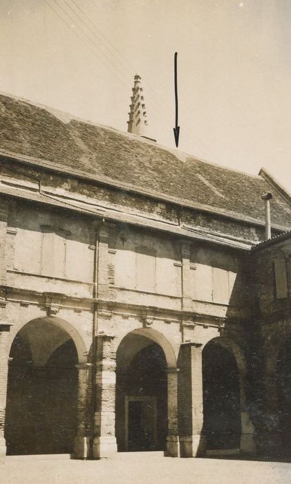 vue partielle du cloître