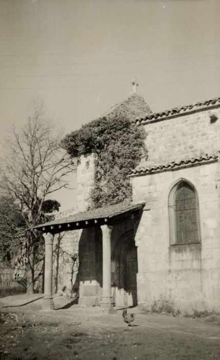 façade latérale ouest, vue partielle