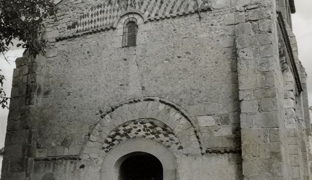 façade ouest, vue partielle