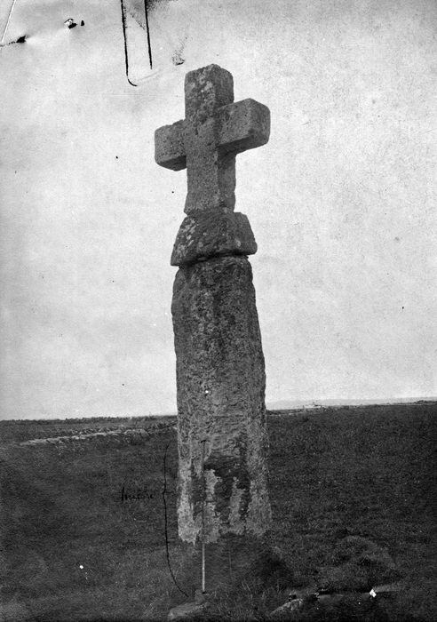 vue générale du menhir