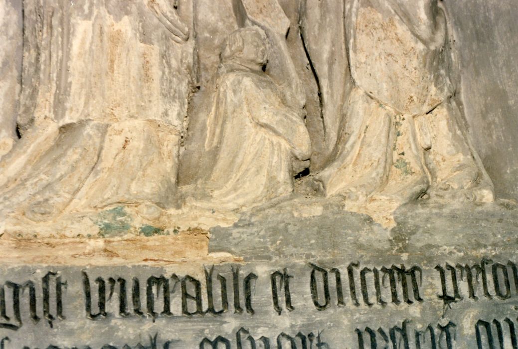 dalle funéraire de messire Regnault Cosnard, détail - © Ministère de la Culture (France), Médiathèque du patrimoine et de la photographie, Tous droits réservés