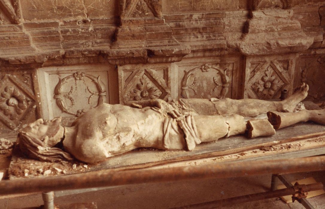 statue : Christ au tombeau - © Ministère de la Culture (France), Médiathèque du patrimoine et de la photographie, Tous droits réservés