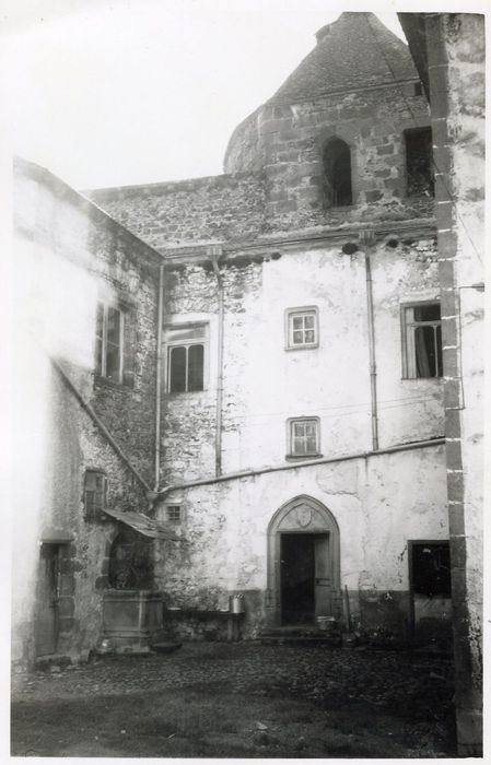 cour intérieure, façade sud