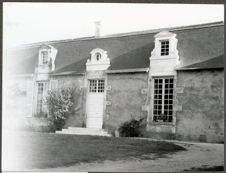 aile sud, porte d’accès nord