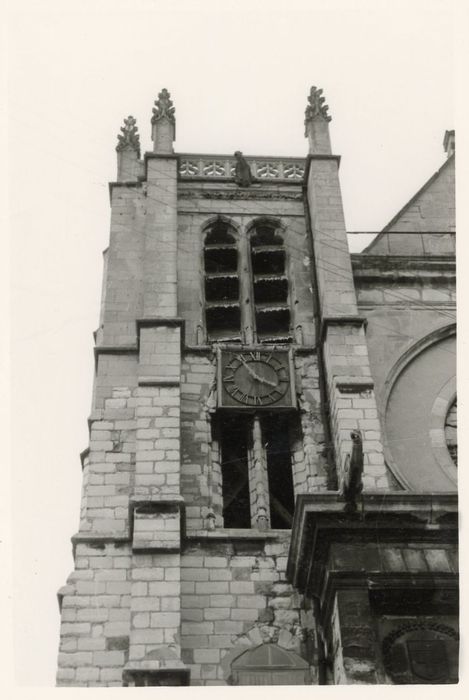 tour nord-ouest, élévation sud