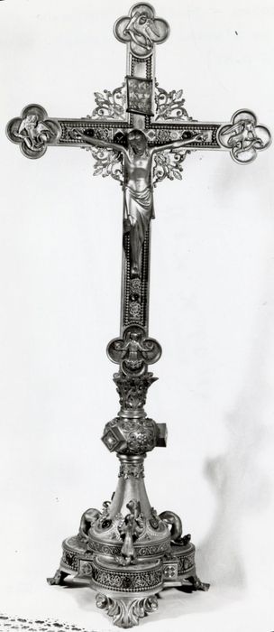 croix d’autel