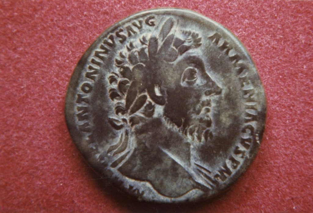sesterce de Marc-Aurèle côté face