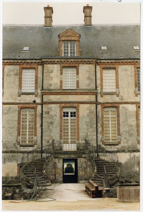 façade sud, vue partielle (partie médiane)