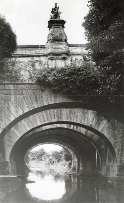 vue partielle du pont