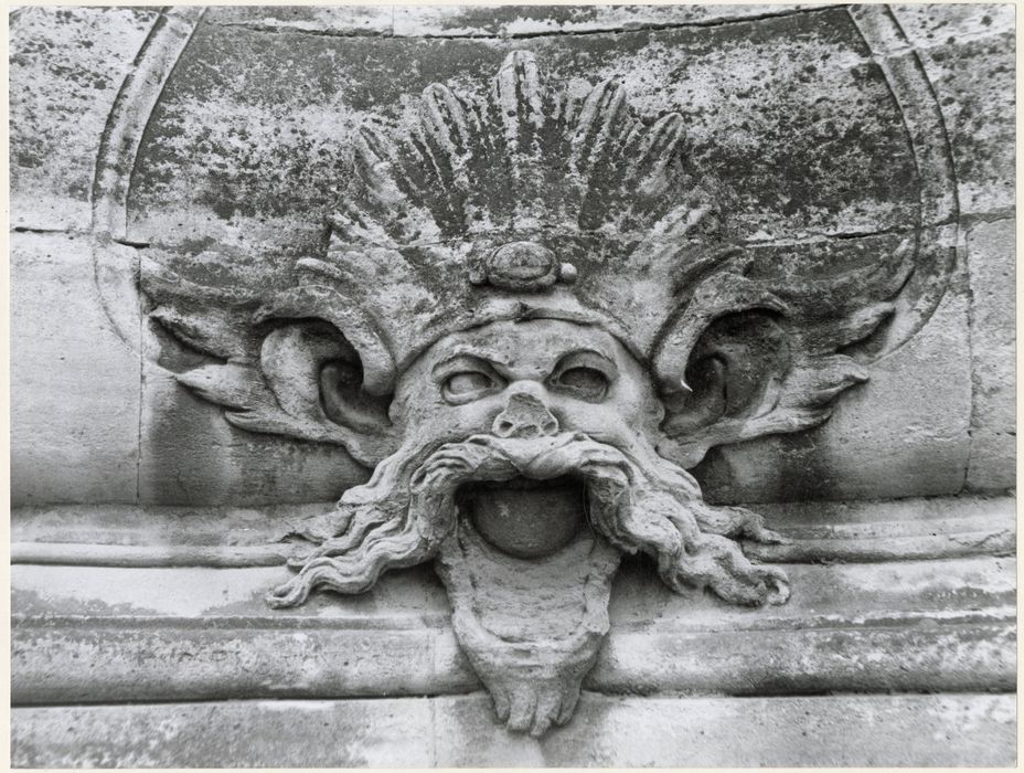 détail d’un mascaron