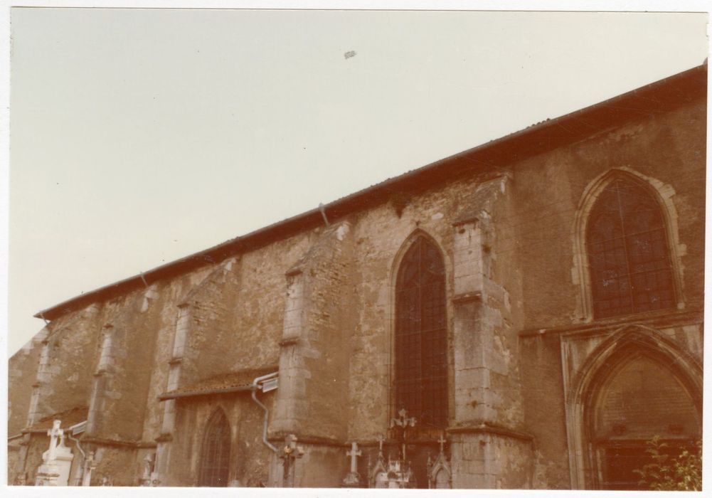 façade latérale nord, vue partielle