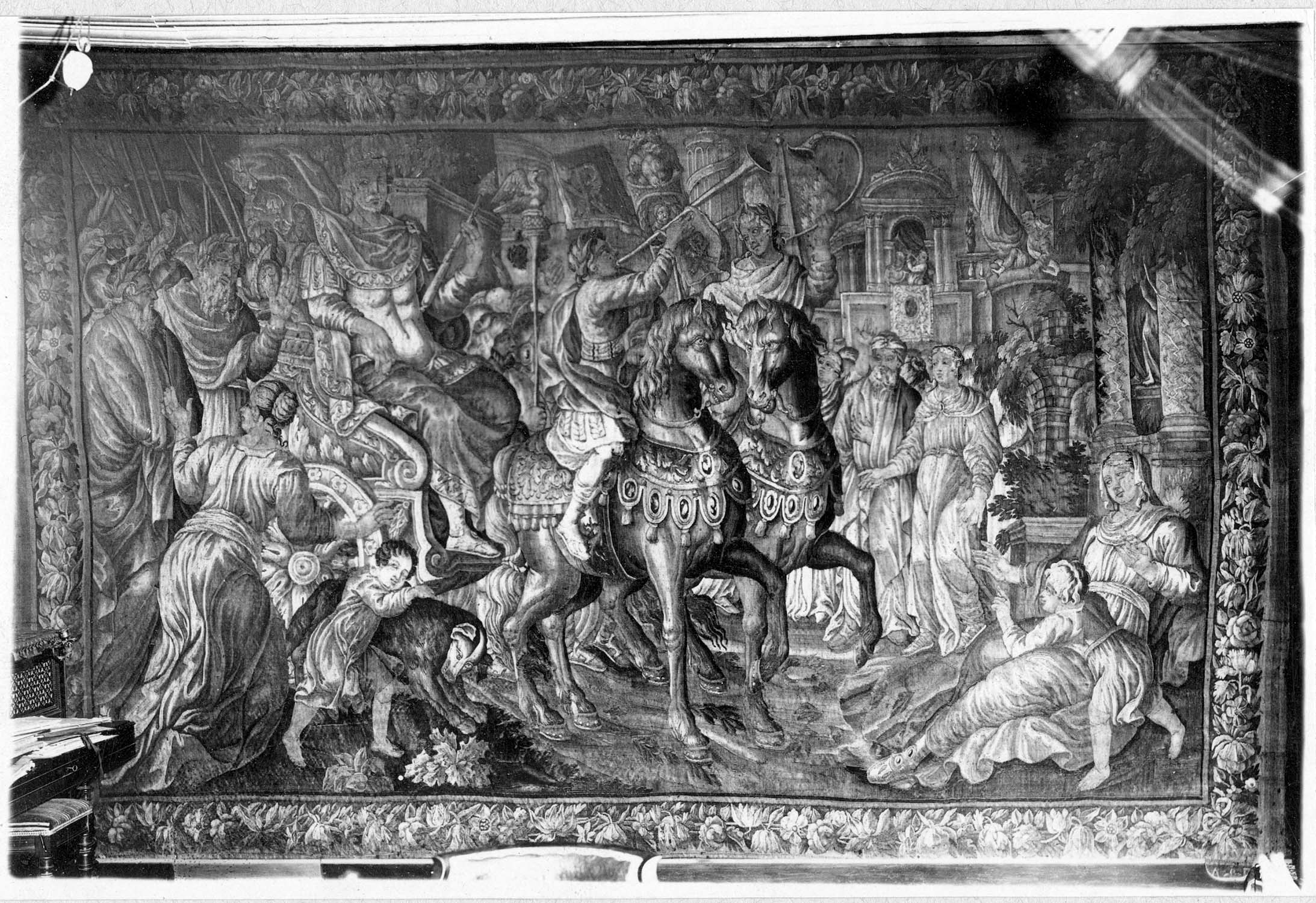 pièce murale : le Triomphe de Constantin, vue générale - © Ministère de la Culture (France), Médiathèque du patrimoine et de la photographie, diffusion RMN-GP
