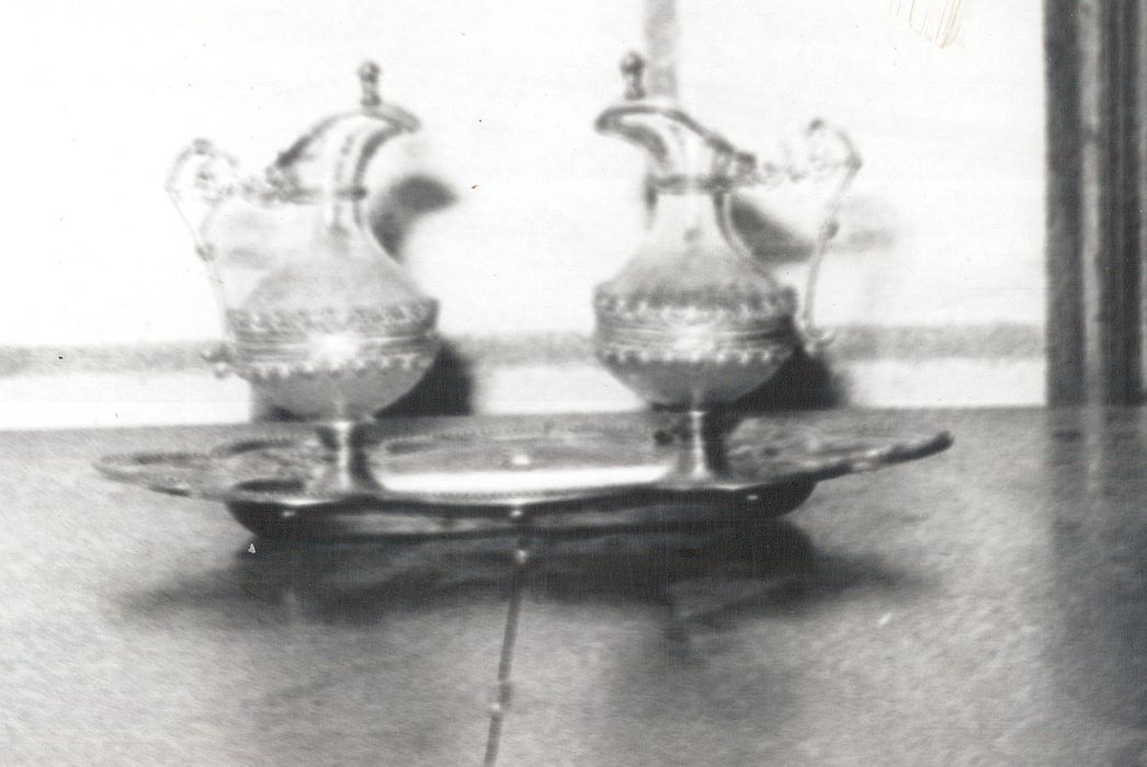Paire de burettes et plateau - © Ministère de la Culture (France), Médiathèque du patrimoine et de la photographie, diffusion RMN-GP