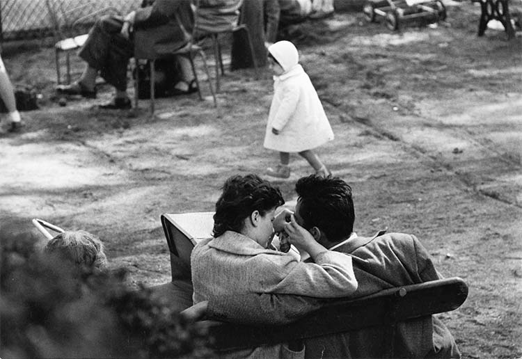 Montmartre, square Willette, Paris, 1957