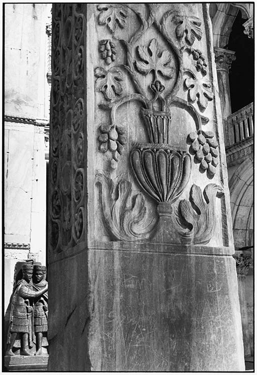San Marco : i Tetrarchi, Venise (Italie), 1978 ; [Statue des Tétrarques]