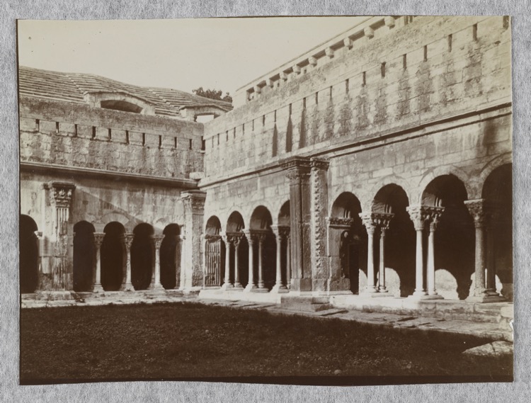 Galeries du cloître