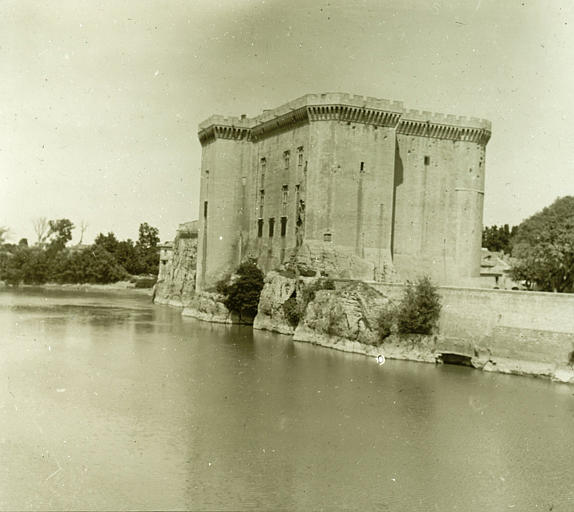 Vue extérieure sur le Rhône