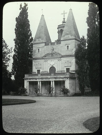 Chapelle, vue d'ensemble de la façade