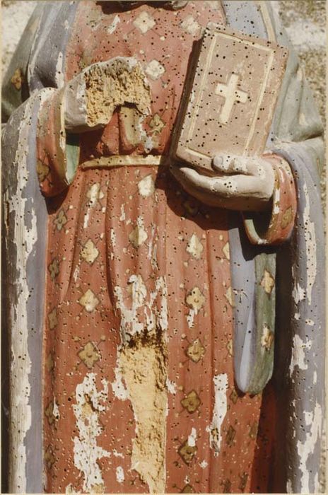 statue (demi-nature) : saint Barthélémy