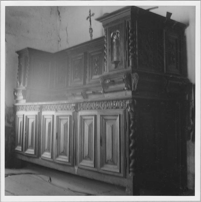 armoire de sacristie