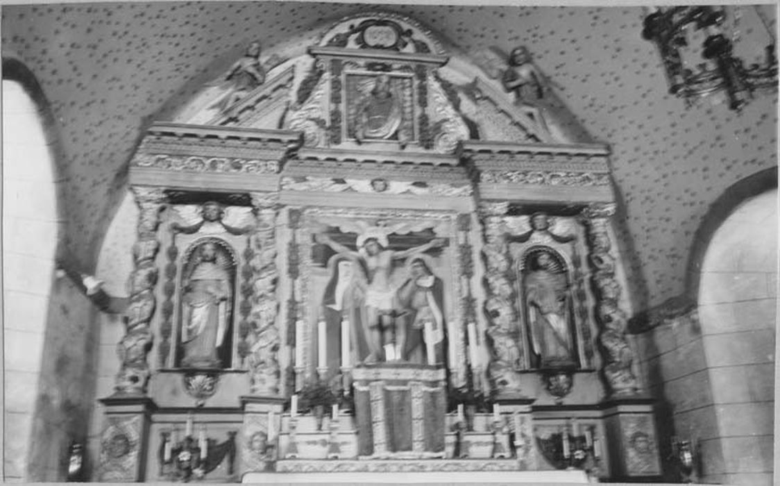 retable architecturé et ses 2 statues : saint Côme, saint Damien