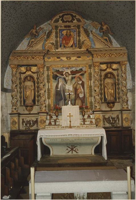 retable architecturé et ses 2 statues : saint Côme, saint Damien