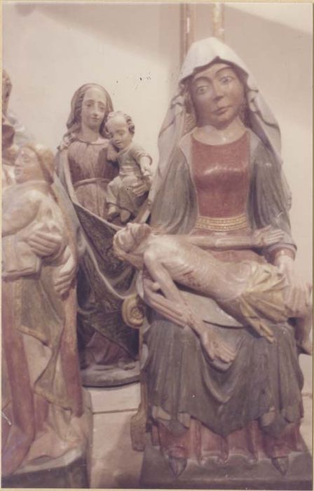 groupe sculpté (statuette) : Vierge de Pitié