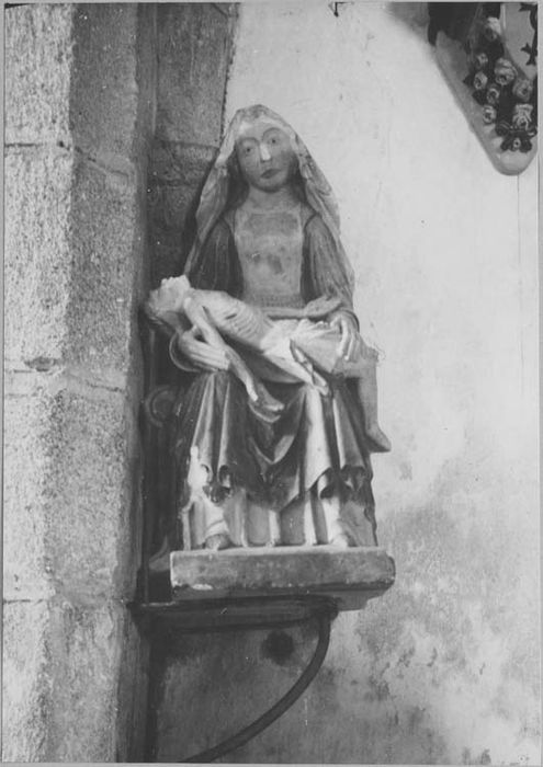 groupe sculpté (statuette) : Vierge de Pitié