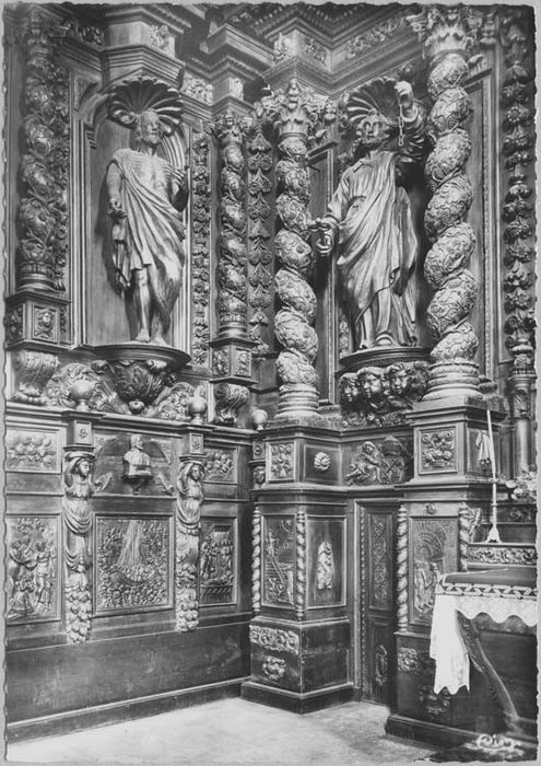 ensemble du mobilier du choeur (autel, 2 tabernacles, 3 gradins, exposition, retable, clôture de choeur)