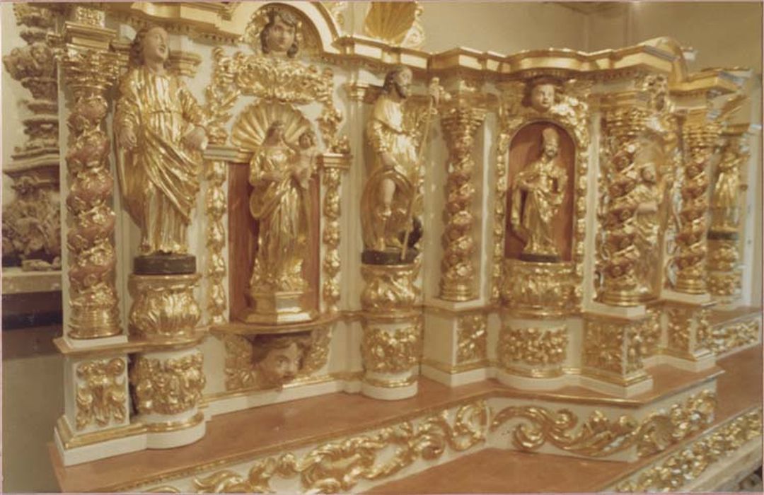 2 gradins, tabernacle, exposition, 8 statuettes