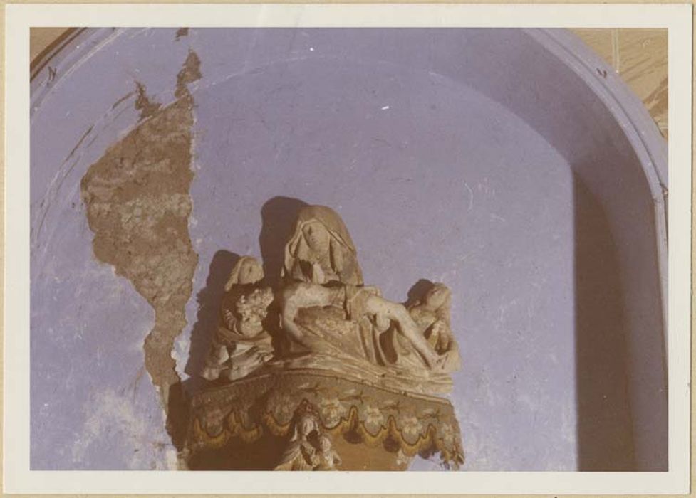 groupe sculpté (statuette) : Vierge de Pitié