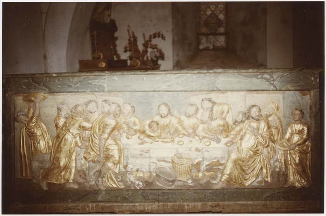 ensemble du maître-autel (autel, gradin, tabernacle, exposition, lambris de hauteur, 5 statues)