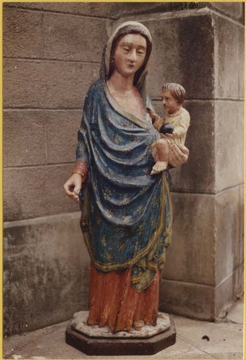 statue : Vierge à l'Enfant