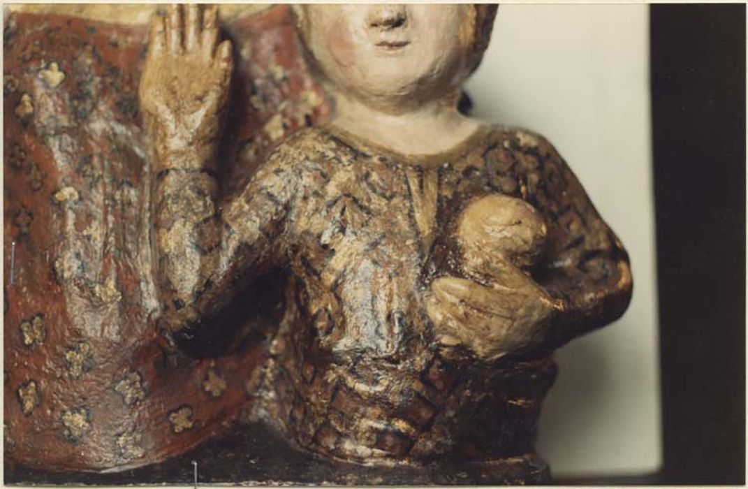 statue : Vierge à l'Enfant